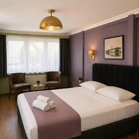 Selanikli Heybeliada Hotel